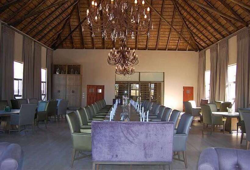 Отель Thandeka Game Lodge & Spa