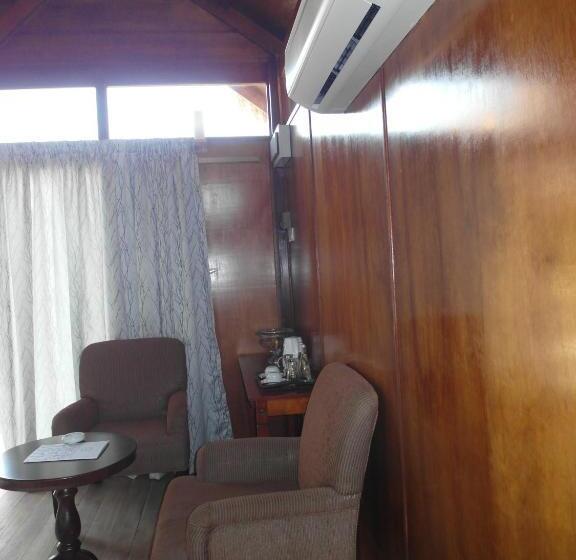 هتل The Gemalai Village