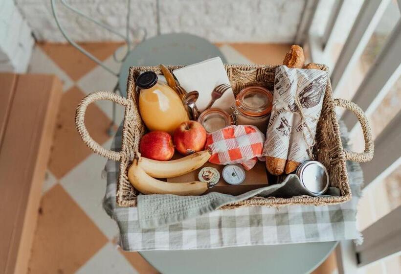 בית מלון כפרי The Lodge Jamberoo