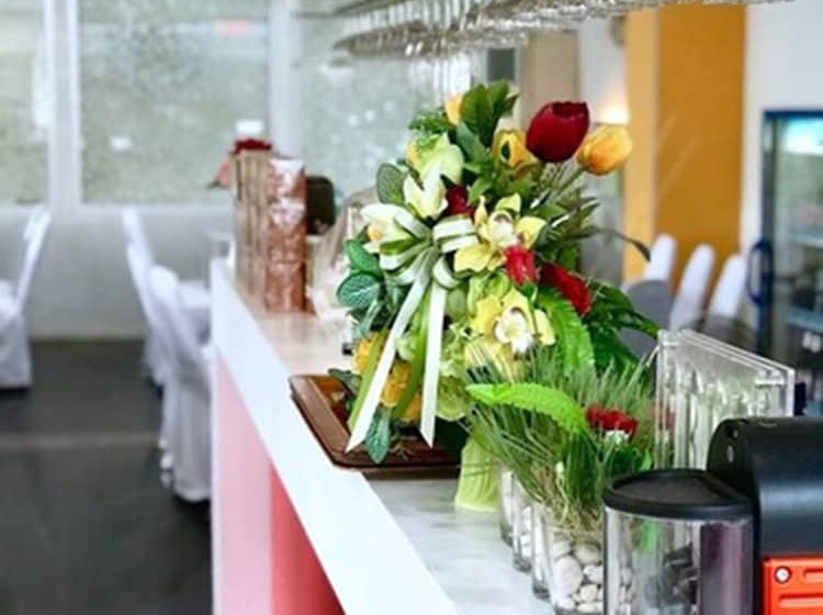 酒店 The One Surat