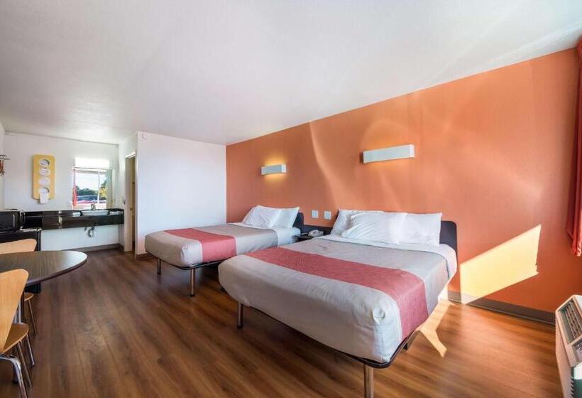 Motel 6 Connellys Springs, Nc