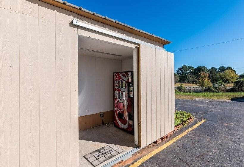 Motel 6 Connellys Springs, Nc