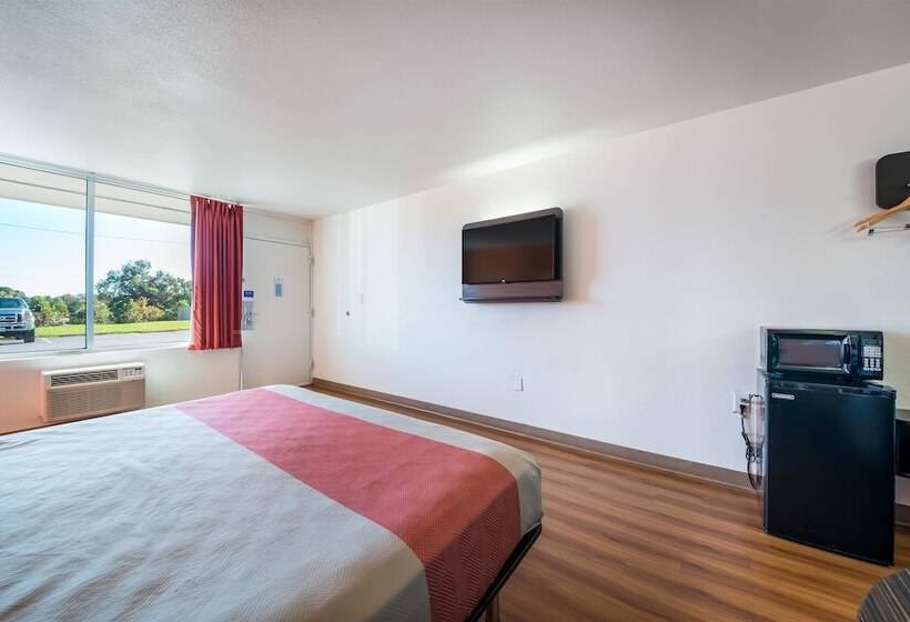 Motel 6 Connellys Springs, Nc