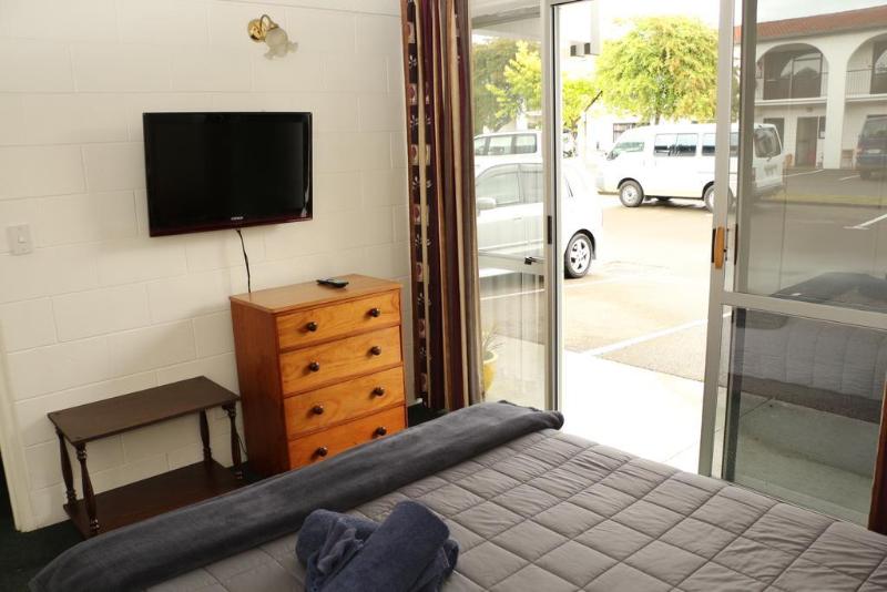 汽车旅馆  Alpha Motor Inn