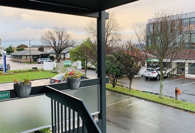 Мотель Alpha Motor Inn