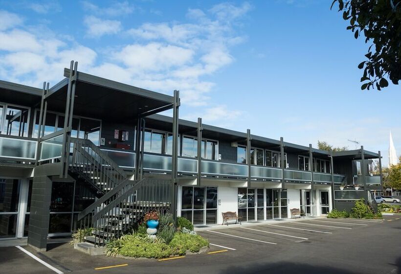 汽车旅馆  Alpha Motor Inn