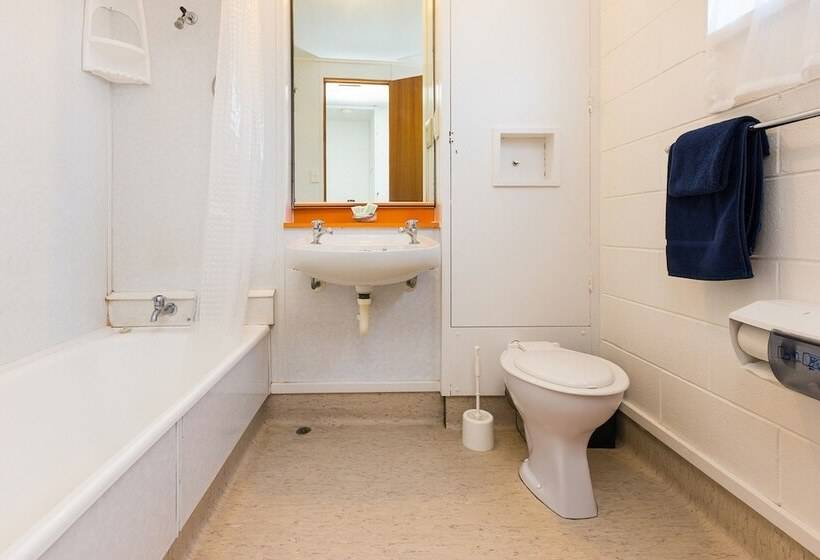 汽车旅馆  Alpha Motor Inn