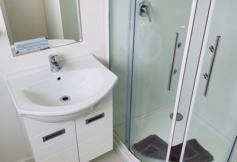 汽车旅馆  Alpha Motor Inn