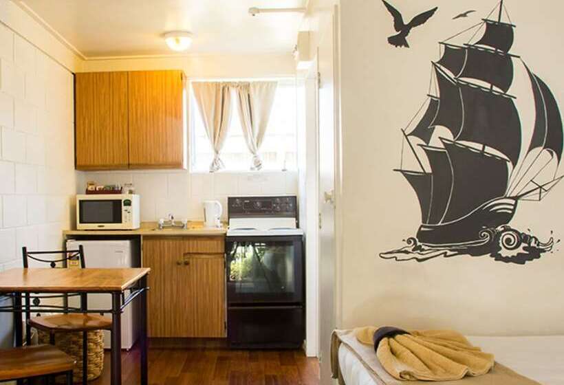 Мотель Alpha Motor Inn