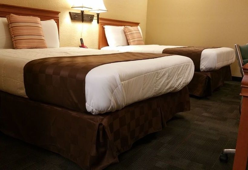 فندق على الطريق Economy Express Inn