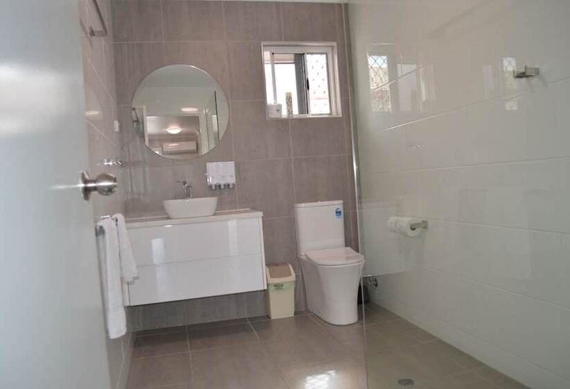 فندق على الطريق Monte Carlo Motor Inn