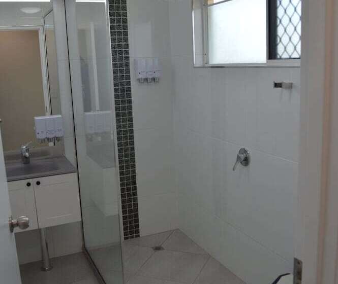 فندق على الطريق Monte Carlo Motor Inn