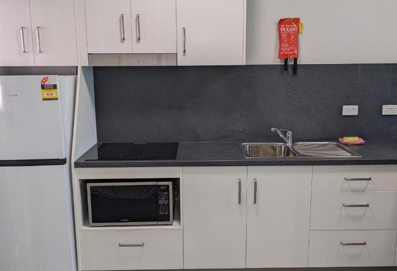 فندق على الطريق Monte Carlo Motor Inn