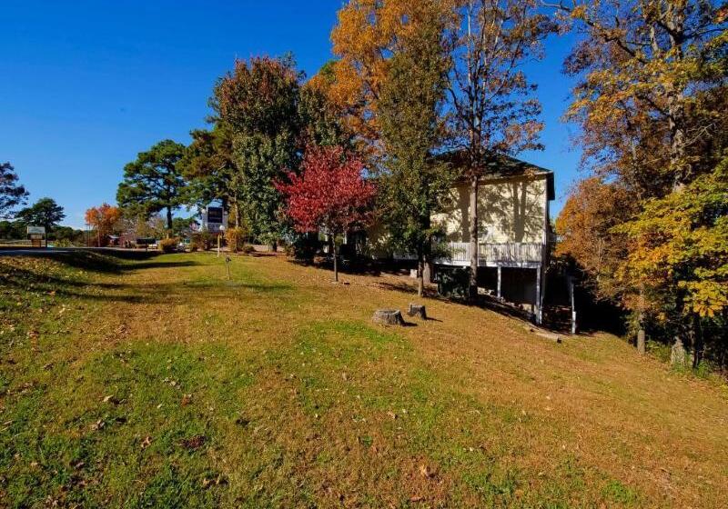 מוטל O Eureka Springs  Christ Of Ozark Area