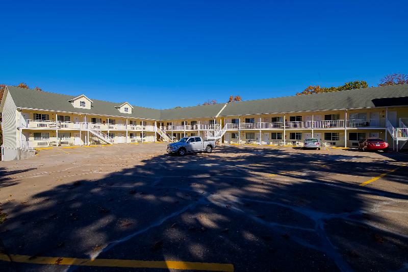 מוטל O Eureka Springs  Christ Of Ozark Area