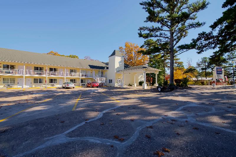 מוטל O Eureka Springs  Christ Of Ozark Area