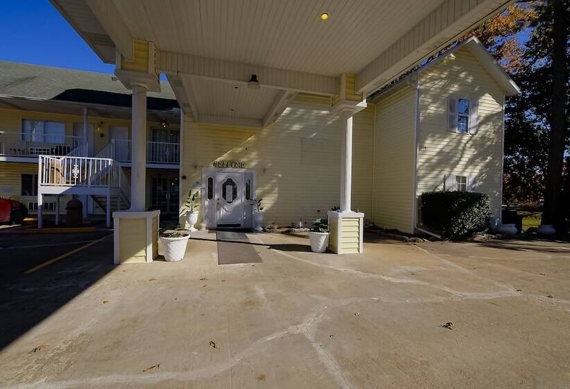 מוטל O Eureka Springs  Christ Of Ozark Area