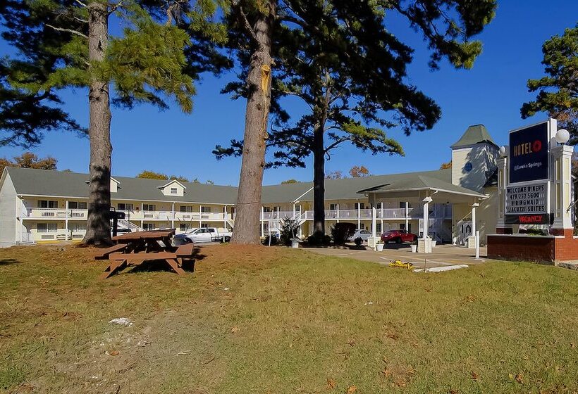 فندق على الطريق O Eureka Springs  Christ Of Ozark Area