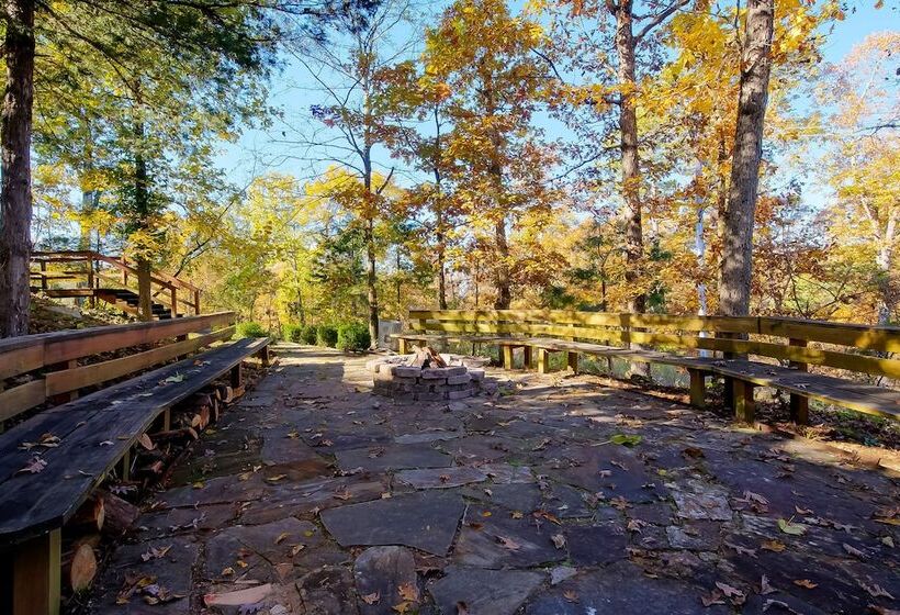 מוטל O Eureka Springs  Christ Of Ozark Area