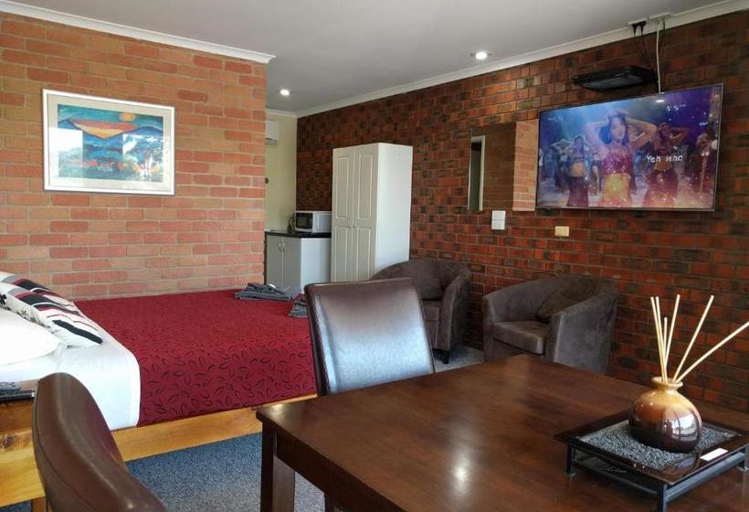 מוטל Travellers Inn Kaniva