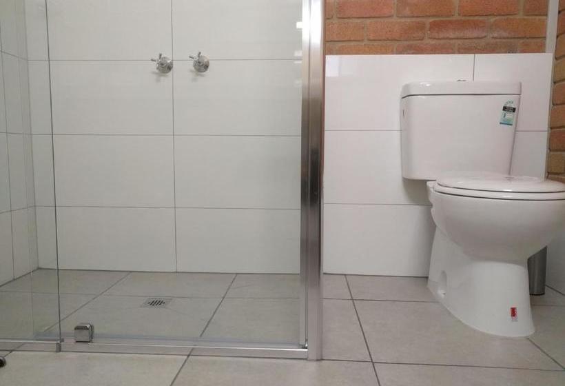 מוטל Travellers Inn Kaniva