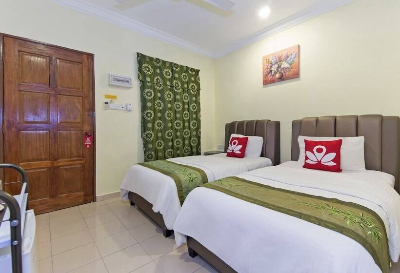Nr Langkawi Motel