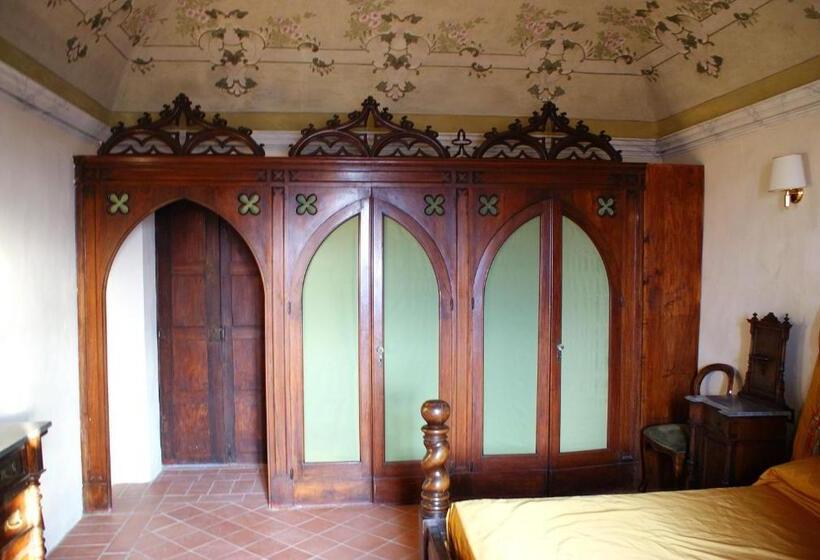 펜션 Castello Di Frassinello