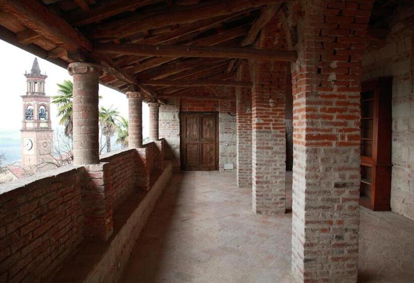 펜션 Castello Di Frassinello