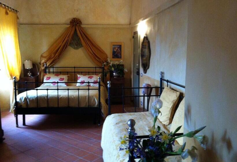 펜션 Castello Di Frassinello