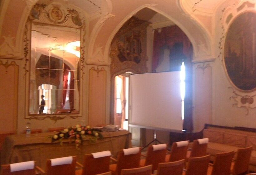 펜션 Castello Di Frassinello