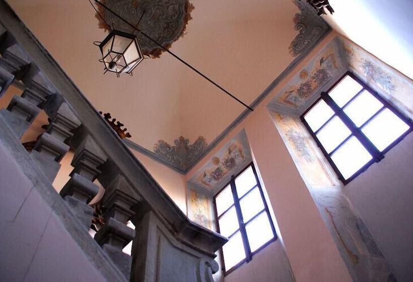 펜션 Castello Di Frassinello