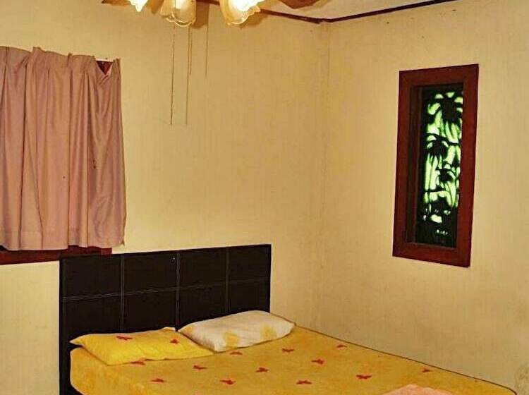 پانسیون Cenang Rest House