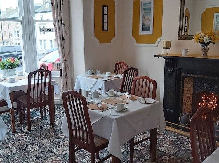 펜션 Ellies Guest House