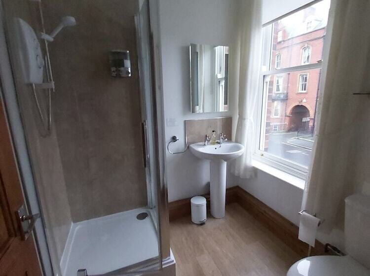 펜션 Ellies Guest House