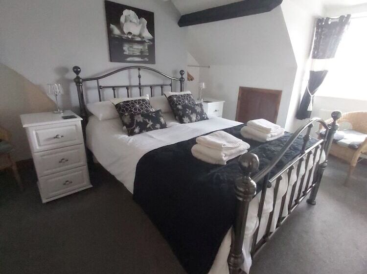 펜션 Ellies Guest House