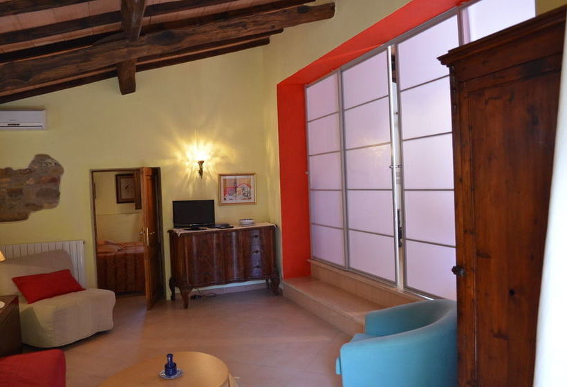 بنسيون San Desiderio Ai Biagioni