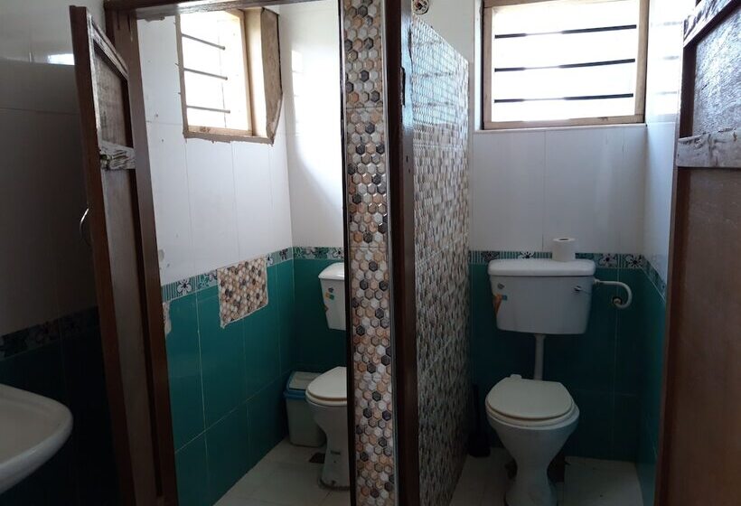 پانسیون Afiki Resort