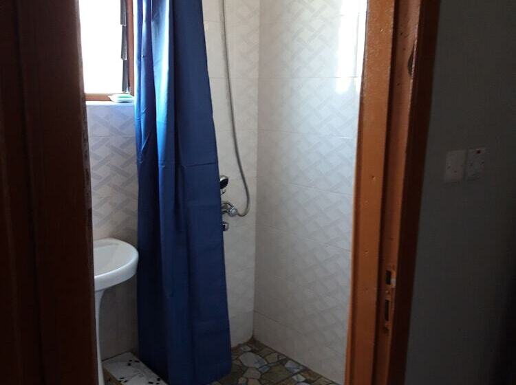 پانسیون Afiki Resort