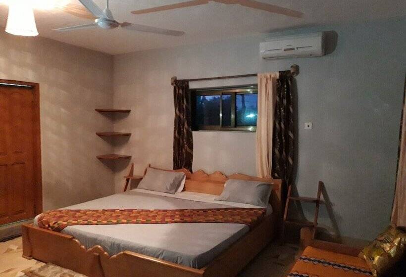 پانسیون Afiki Resort