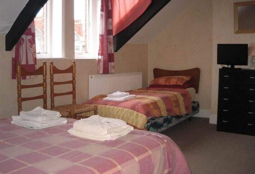 ペンション The Beaches Guest House