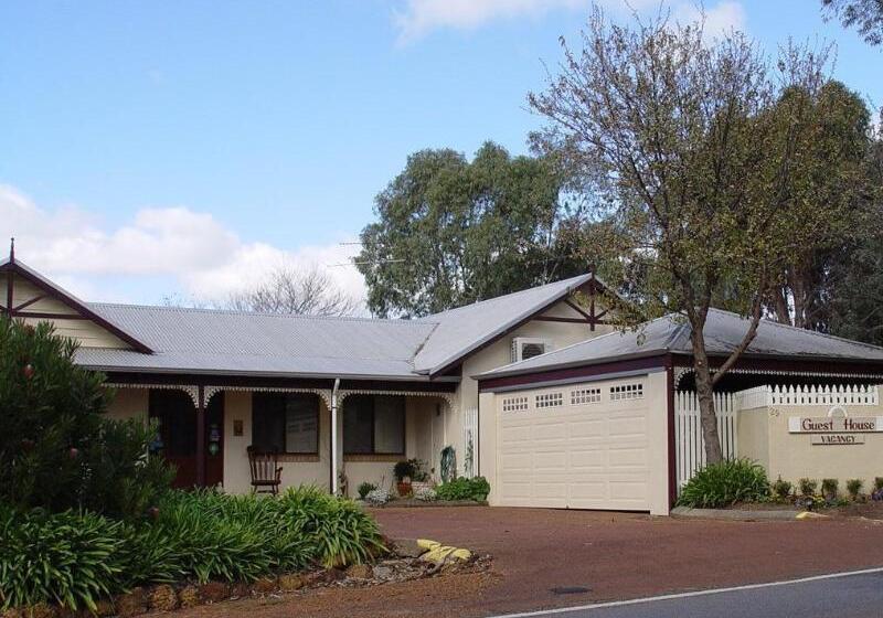 펜션 The Noble Grape Guesthouse