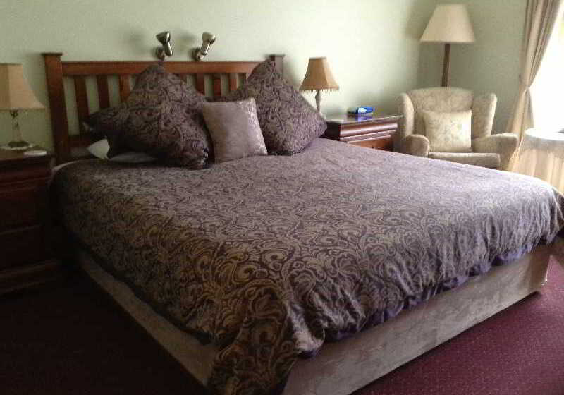Пансион The Noble Grape Guesthouse