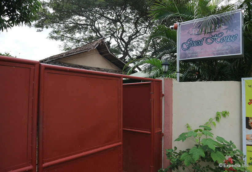 پانسیون Tia Mer S Guest House