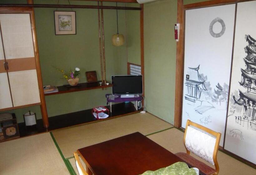 بنسيون Tsubakiso