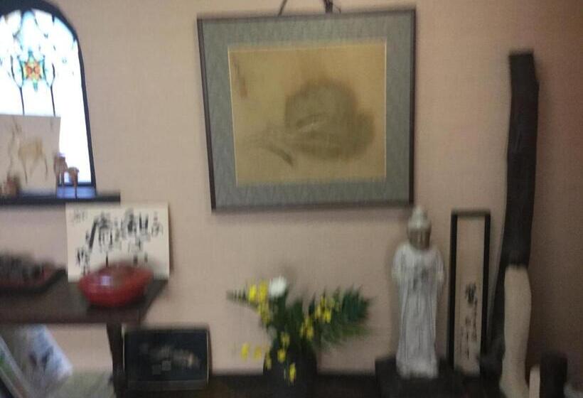 بنسيون Tsubakiso