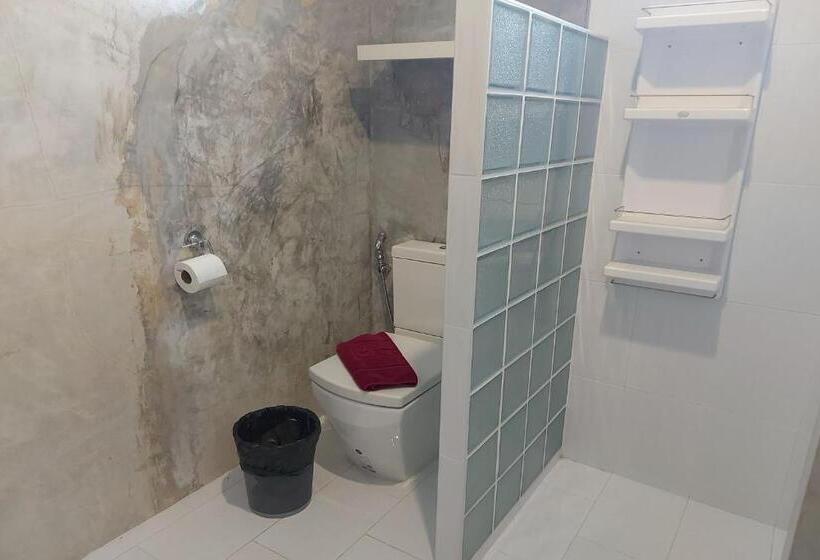 Baan Chai Thung Resort