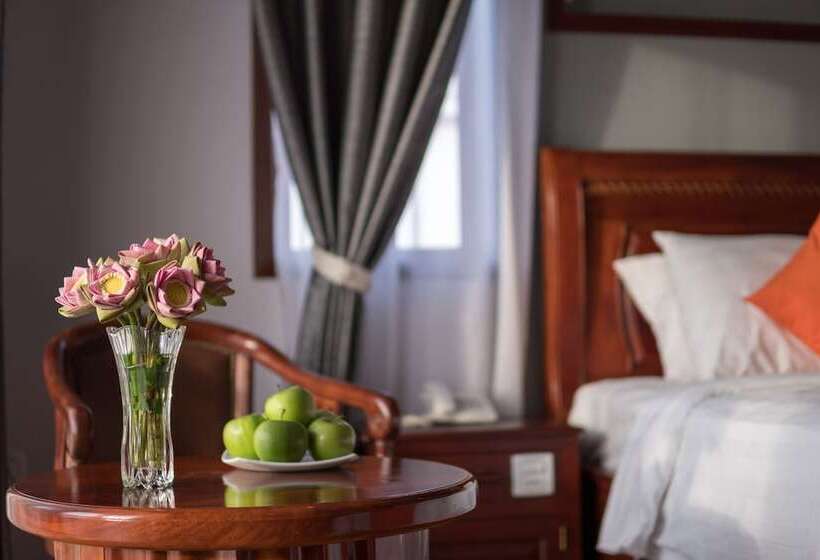 استراحتگاه Wheel Garden Riverside