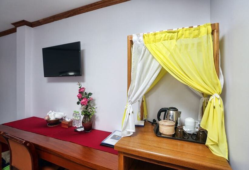 استراحتگاه Wheel Garden Riverside