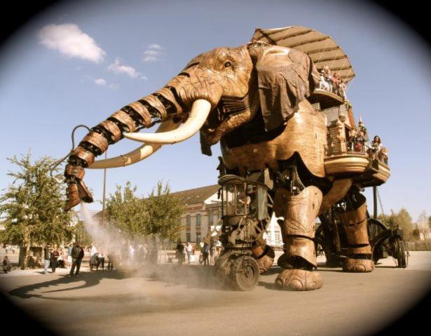 Surprenantes   Voyage En Ballon