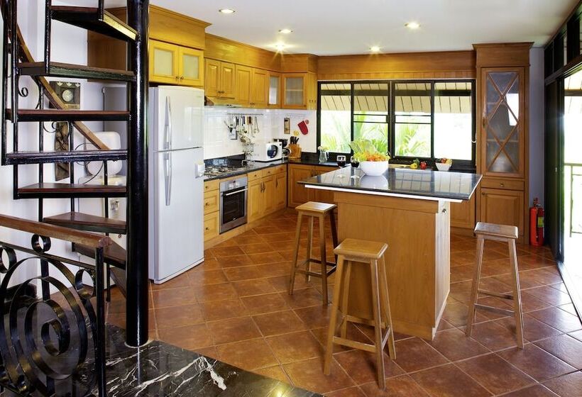 Thara Bayview Villa
